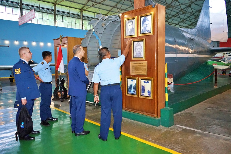 19112025 11 19112025 11