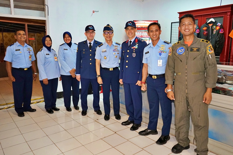 19112025 12 19112025 12