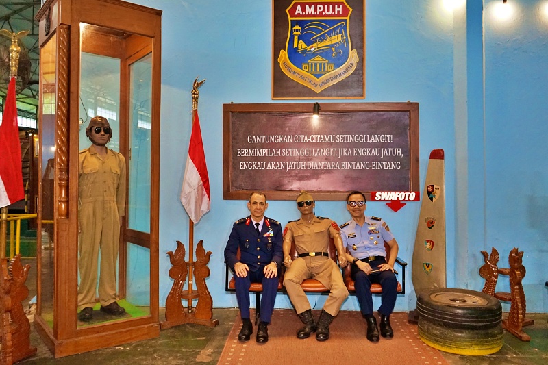 19112025 7 19112025 7